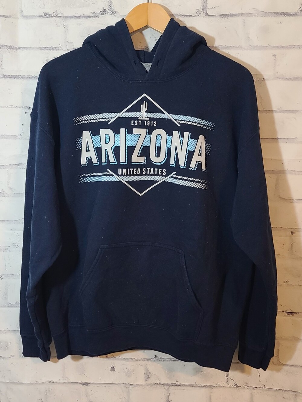 Gildan Heavy Blend Men's Navy Arizona Graphic Pullover Hoodie  L